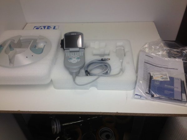 Siemens acuson P10 handheld ultrasound machine - Image 3