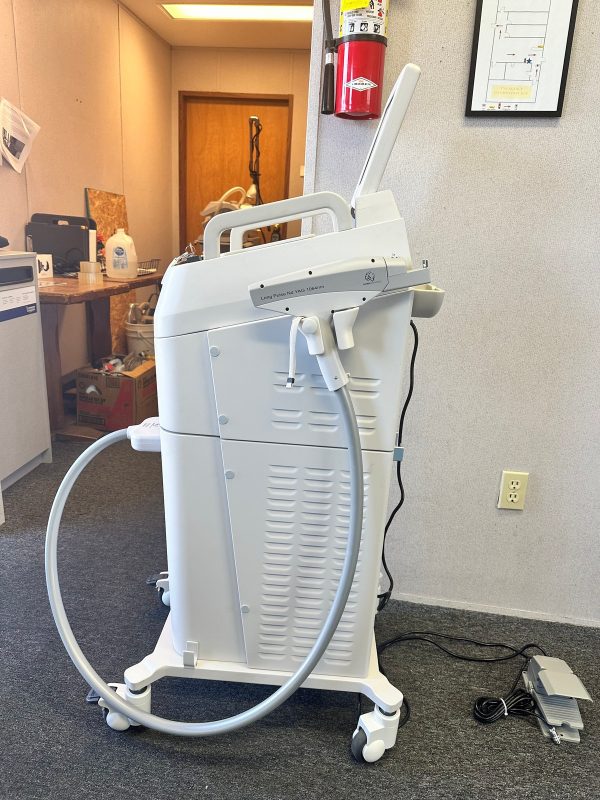 2021 Rohrer Spectrum Laser System w/ 3 Handpieces - Image 2