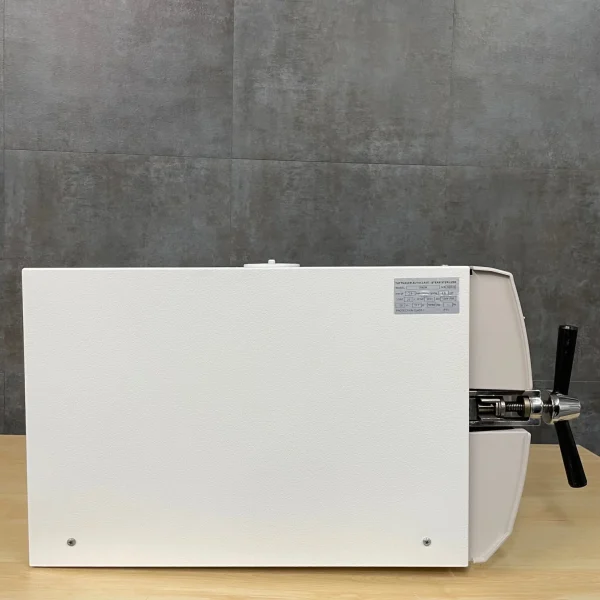 Tuttnauer 2540M Autoclave - Image 3