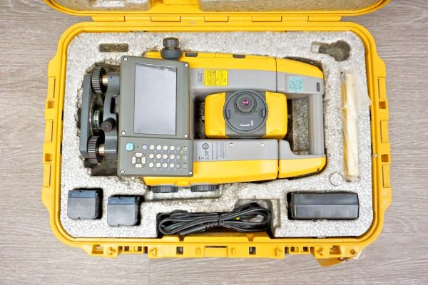 Topcon GT505 5" Robotic Total Station - Image 3
