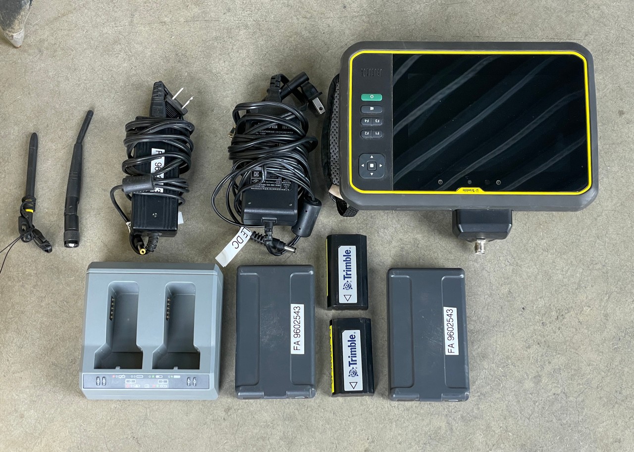 Trimble RTS 773 Robotic Total Station - Image 2